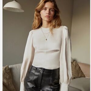 Aritzia Wilfred Besalu blouse